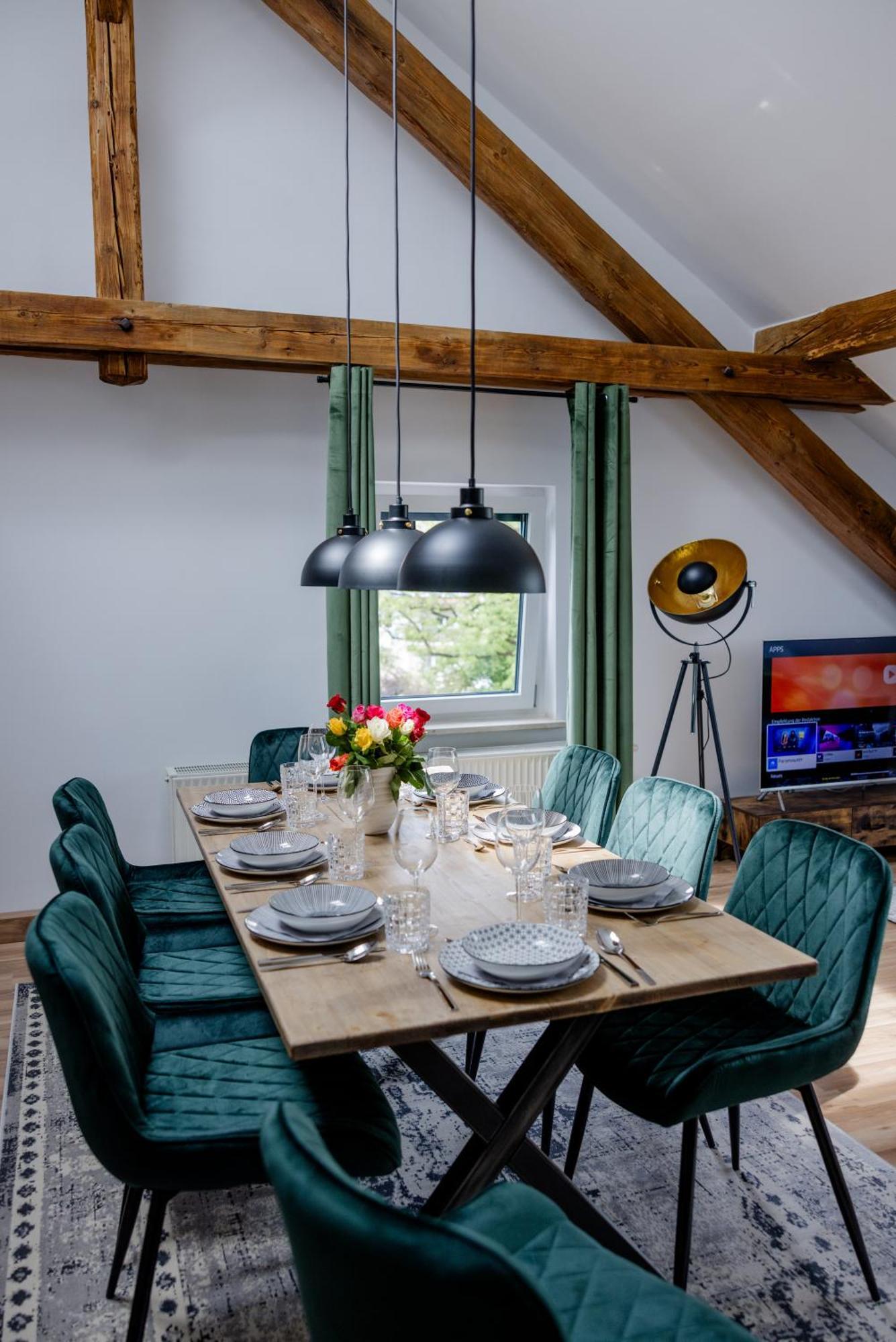 Uniqe I 115qm I 3 Schlafzimmer I Naehe Messe