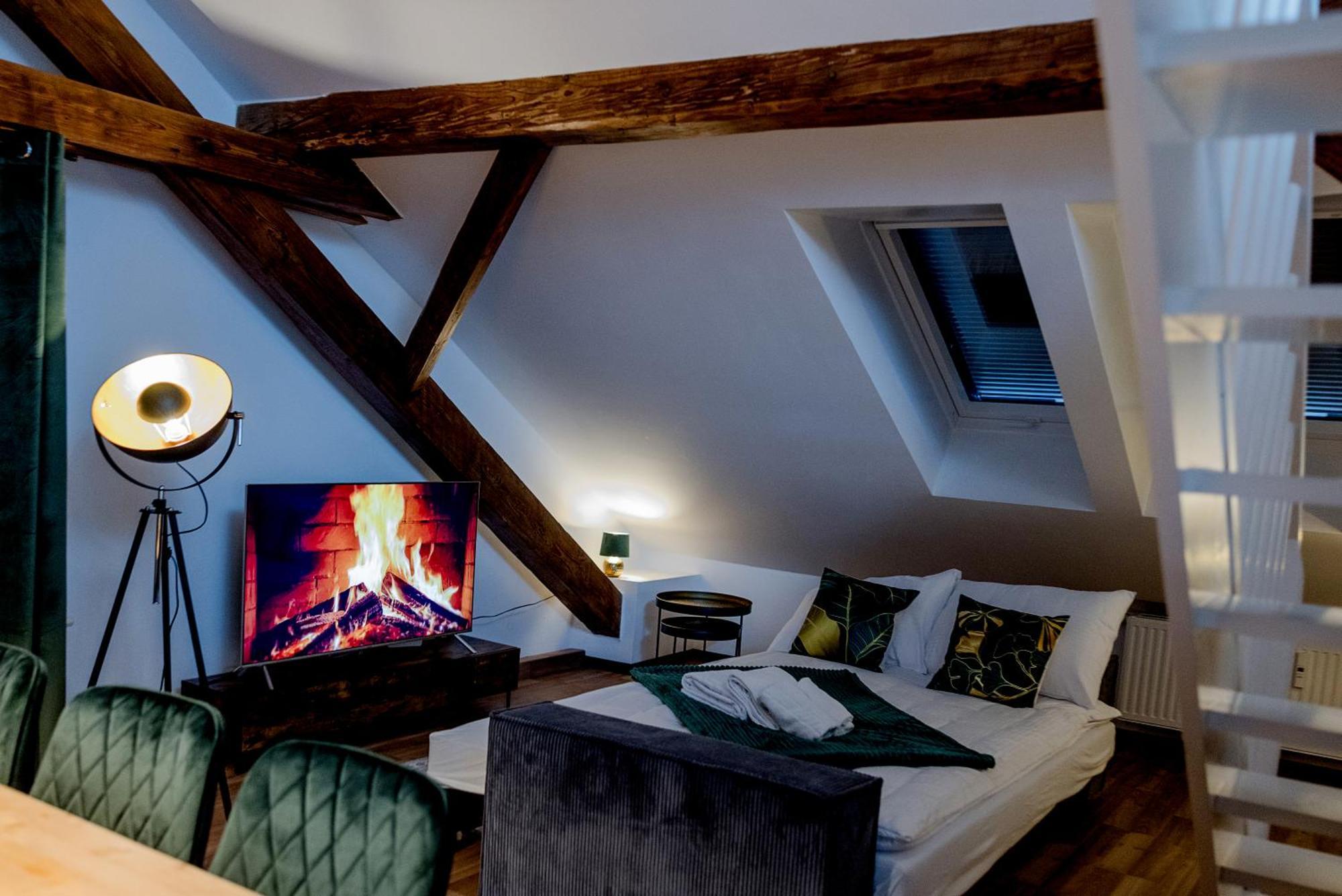 Uniqe I 115qm I 3 Schlafzimmer I Naehe Messe Apartment *